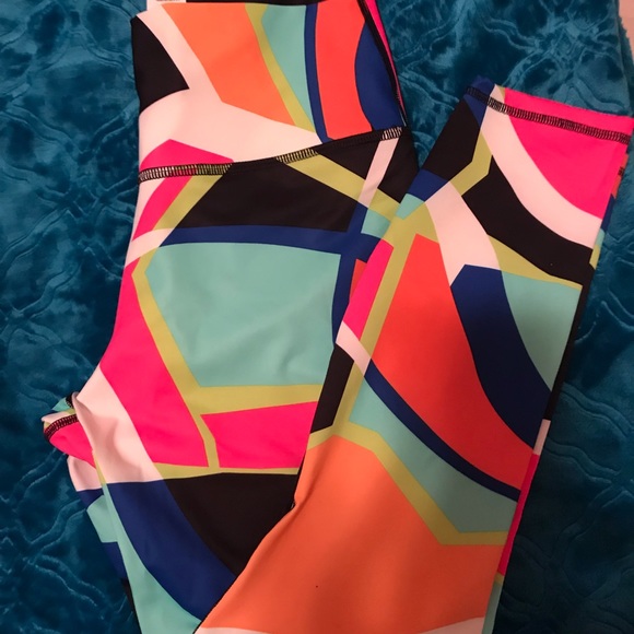 Fabletics colorful tights - Picture 6 of 7